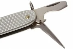Victorinox Pioneer Alox Silver 0.8201.26 Couteau Suisse -Couteaux Soldes Boutique 5V0 8201 26 04 victorinox pioneer alox silver 5V0 8201 26 d4