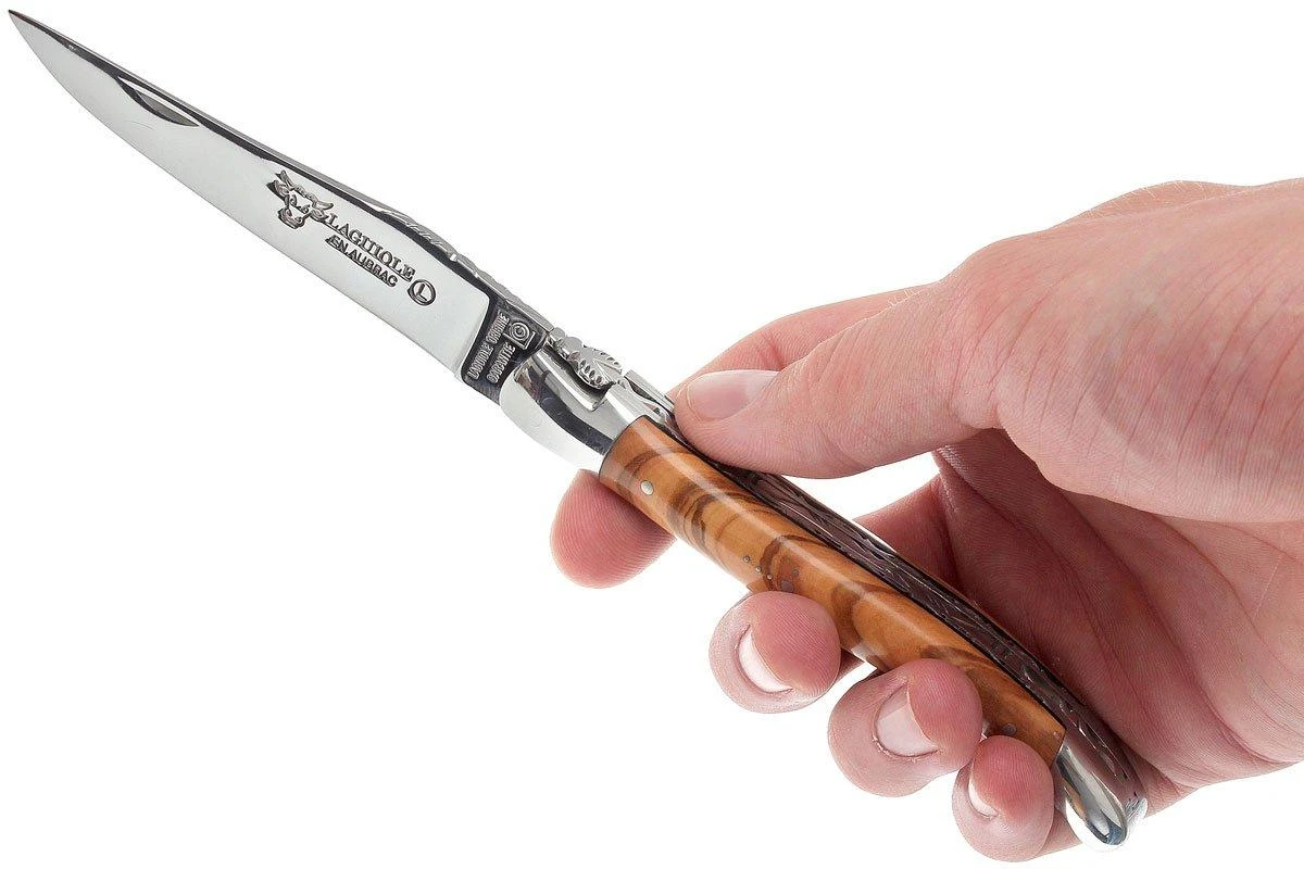 Laguiole En Aubrac 12cm Doubles Platines, Loupe D'olivier, L0712LLI-FSJ1 9 Laguiole En Aubrac 12cm Doubles Platines, Loupe D'olivier, L0712LLI-FSJ1 – Image 7