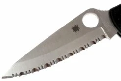 Spyderco Endura 4 C10SBK Serrated Couteau De Poche -Couteaux Soldes Boutique SP C10SBK 02 spyderco endura gekarteld spc10sbk d2