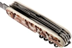 Victorinox Huntsman Desert Camouflage 1.3713.941 Couteau Suisse 11 Victorinox Huntsman Desert Camouflage 1.3713.941 Couteau Suisse -Couteaux Soldes Boutique VT1 3713 941 04 victorinox vt1 3713 941 04
