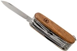Victorinox SwissChamp Bois 1.6791.63 Couteau Suisse -Couteaux Soldes Boutique VT1 6791 63 04 victorinox